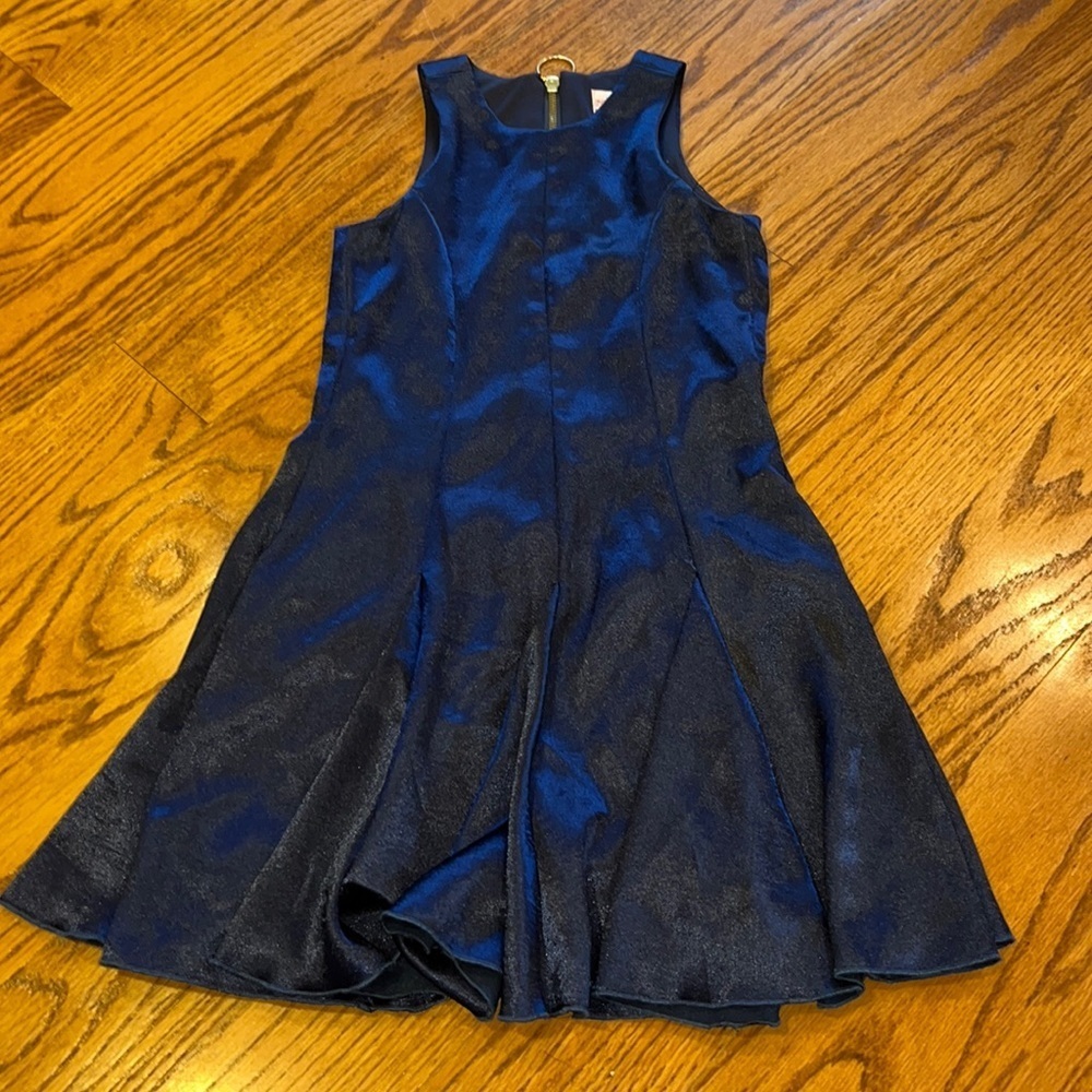 Zo Ltd Girl’s Shimmery Blue Lined Dress Size 10